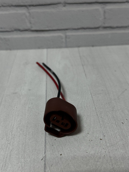 Оригинальный разъем HB4 с проводом пластиковым мама 